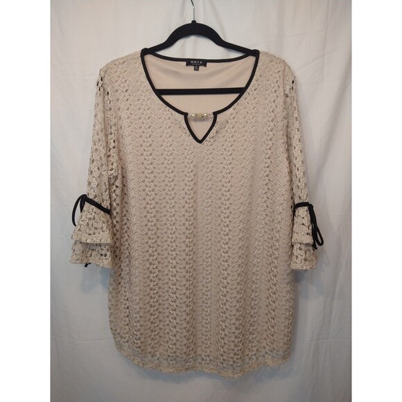 NWT Onyx Apparel Sz XL Cream Shirt Crochet Bell Sleeve Boho Cottage - Picture 1 of 10